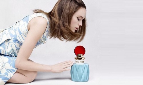 MIU MIU 首款香水曝光